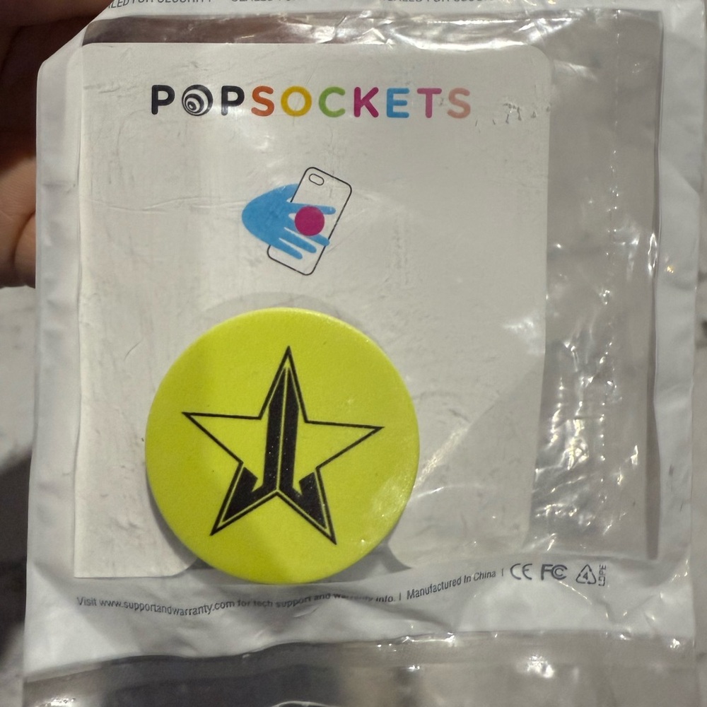Jeffrey Star  Yellow PopSocket
